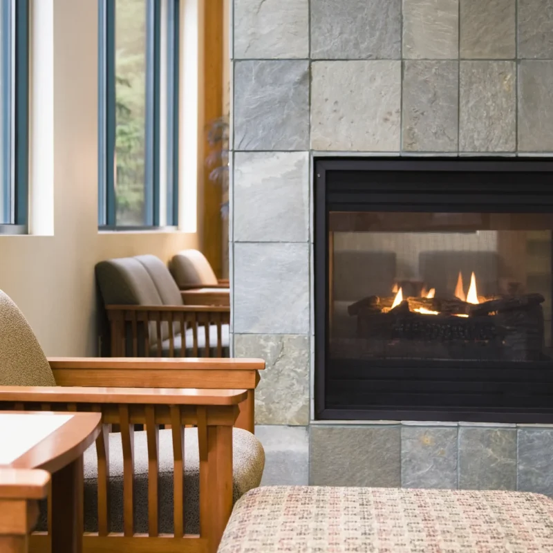 fireplace-2023-11-27-05-24-22-utc